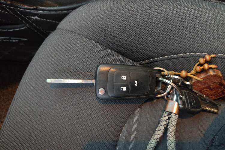 Used Chevrolet Cavalier 2016 1.5L Manual Enjoyment Edition Vehicle Key