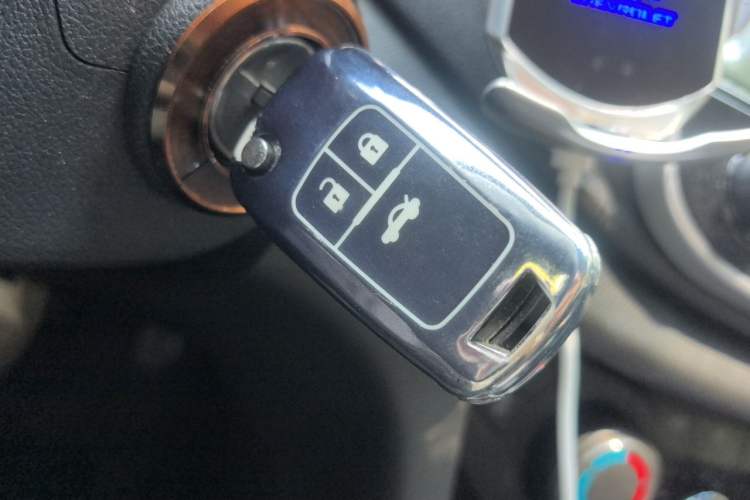Used Chevrolet Cavalier 2016 1.5L Automatic Enjoyment Edition Vehicle Key