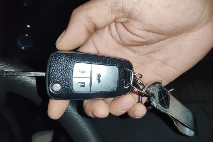 Used Chevrolet Cavalier 2016 1.5L Automatic Enjoyment Edition Vehicle Key