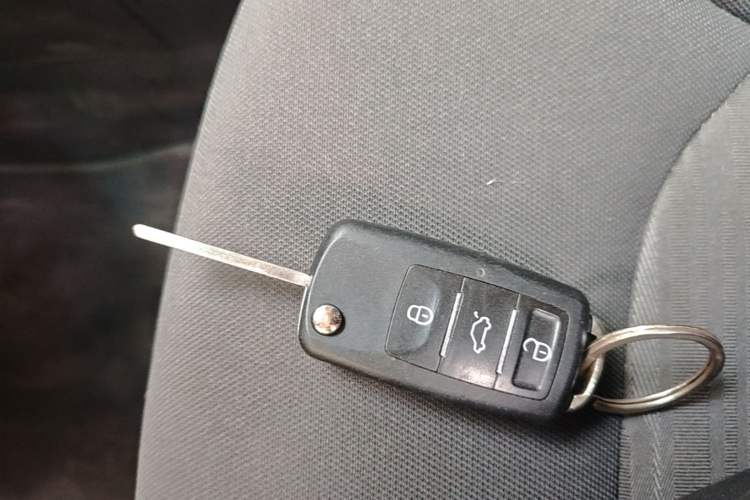 Used Chevrolet Cavalier 2016 1.5L Automatic Enjoyment Edition Vehicle Key