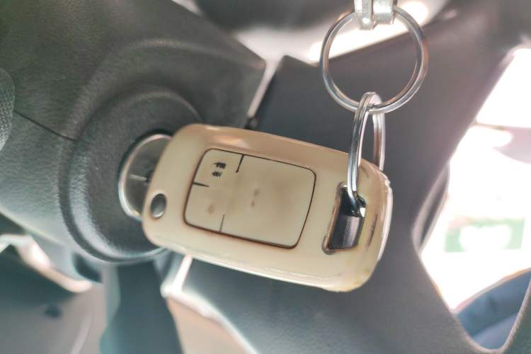 Used Chevrolet Cavalier 2016 1.5L Automatic Enjoyment Edition Vehicle Key