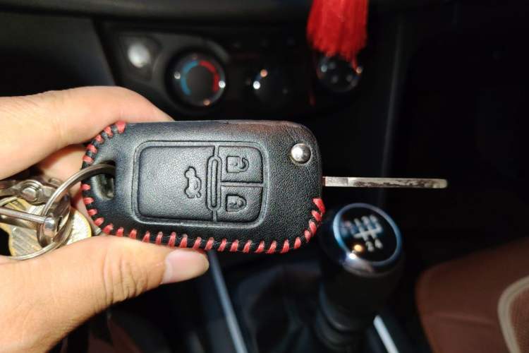 Used Chevrolet Cavalier 2016 1.5L Manual Enjoyment Edition Vehicle Key