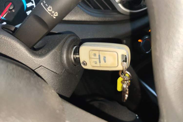 Used Chevrolet Cavalier 2016 1.5L Automatic Enjoyment Edition Vehicle Key