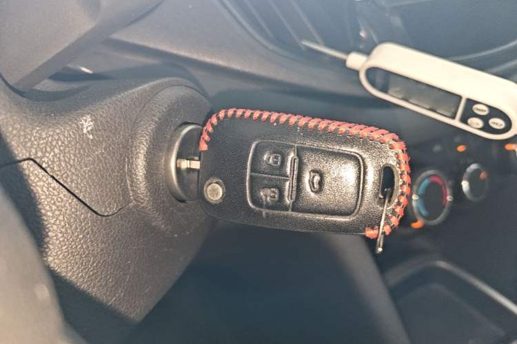 Used Chevrolet Cavalier 2016 1.5L Automatic Enjoyment Edition Vehicle Key