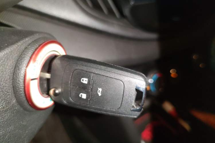 Used Chevrolet Cavalier 2016 1.5L Automatic Enjoyment Edition Vehicle Key