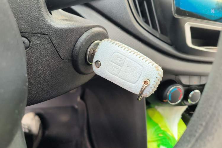 Used Chevrolet Cavalier 2016 1.5L Automatic Enjoyment Edition Vehicle Key
