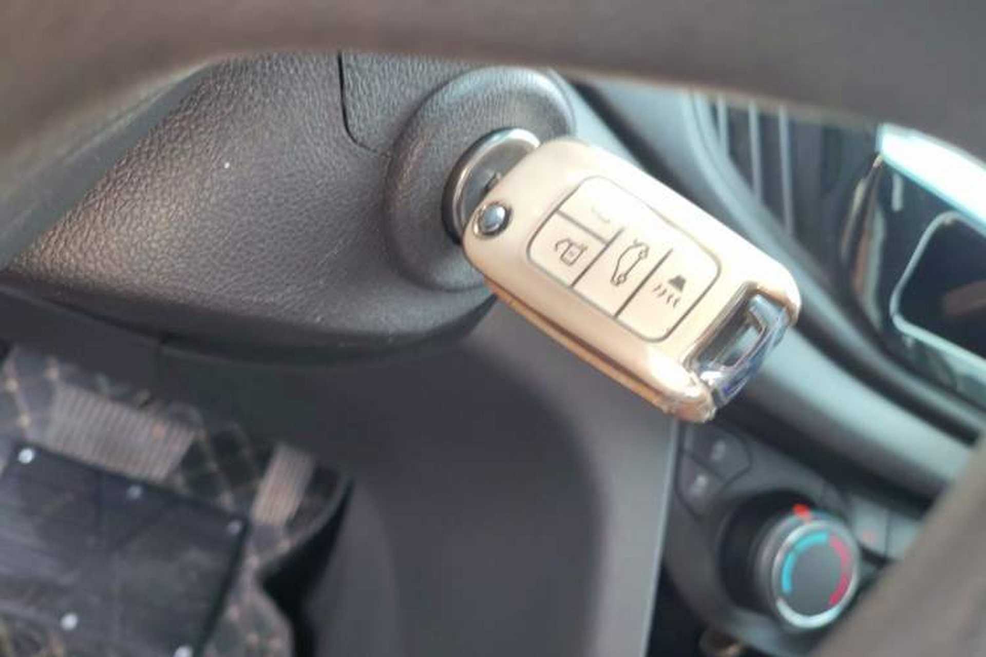 Used Chevrolet Cavalier 2016 1.5L Automatic Enjoyment Edition Vehicle Key