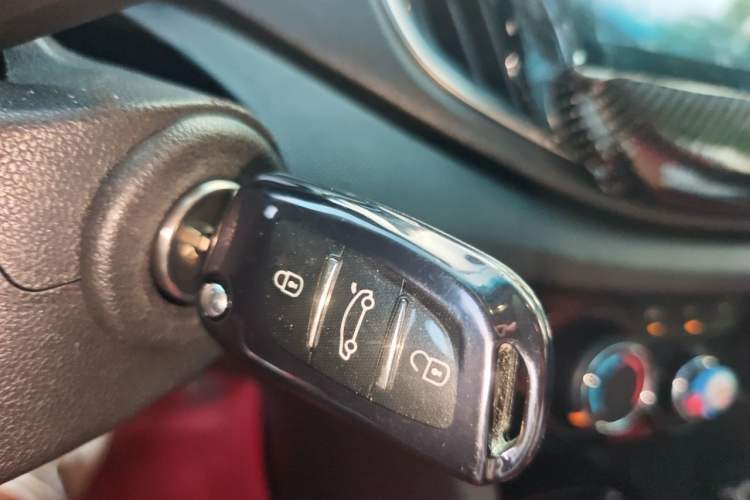 Used Chevrolet Cavalier 2016 1.5L Automatic Enjoyment Edition Vehicle Key