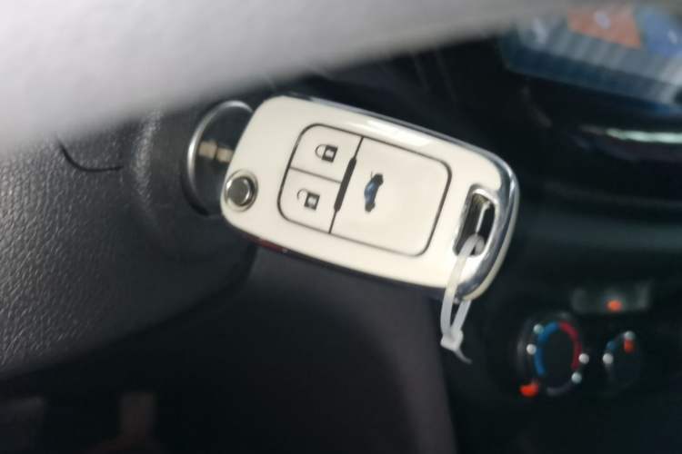 Used Chevrolet Cavalier 2016 1.5L Automatic Enjoyment Edition Vehicle Key