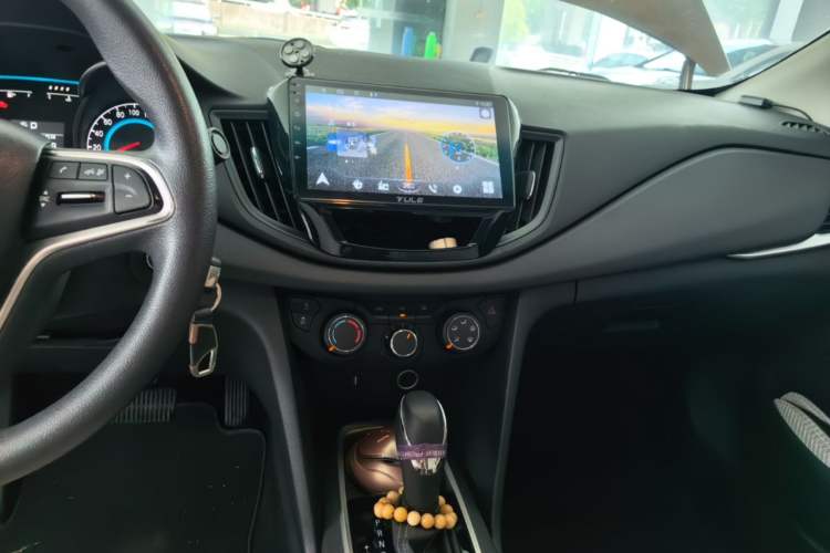 Used Chevrolet Cavalier 2016 1.5L Automatic Xinyue Edition Audio And AC Panel