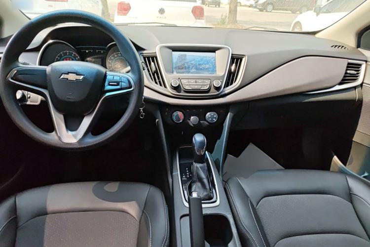 Used Chevrolet Cavalier 2016 1.5L Automatic Xinyue Edition Center Console