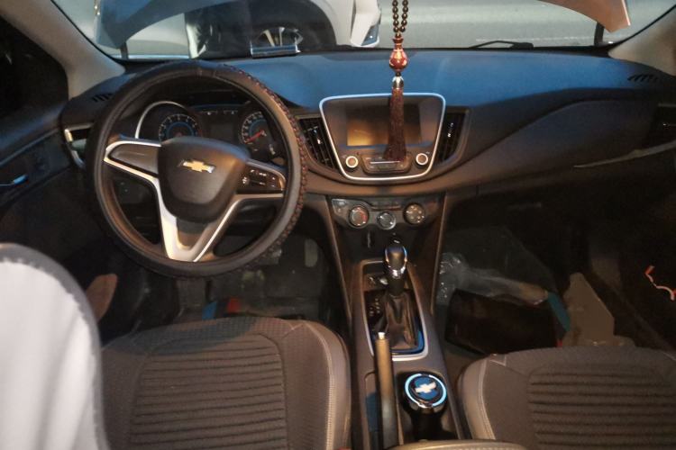 Used Chevrolet Cavalier 2016 1.5L Automatic Xinyue Edition Center Console
