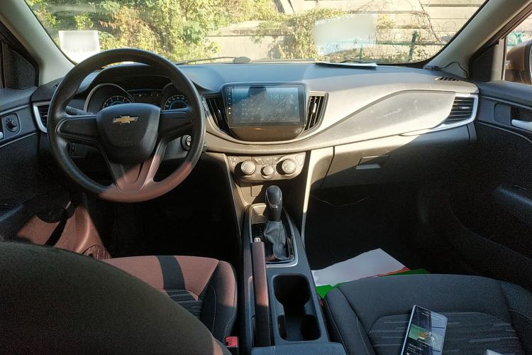 Used Chevrolet Cavalier 2016 1.5L Automatic Enjoyment Edition Center Console