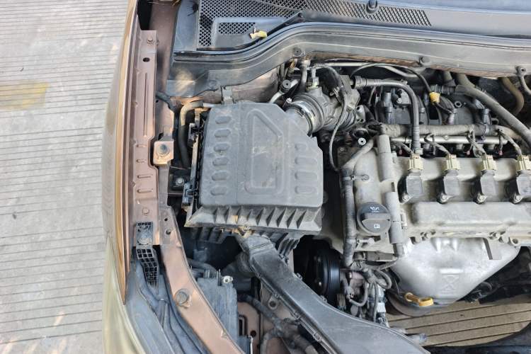 Used Chevrolet Cavalier 2016 1.5L Automatic Xinyue Edition Engine Bay Right