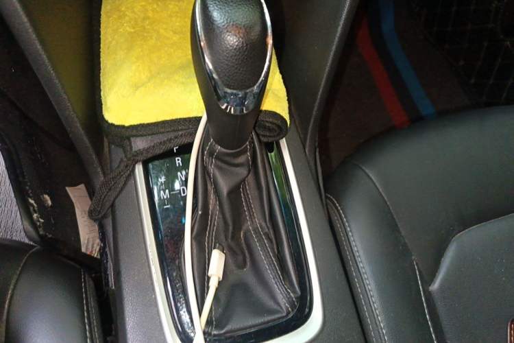 Used Chevrolet Cavalier 2016 1.5L Automatic Xinyue Edition Gear Lever