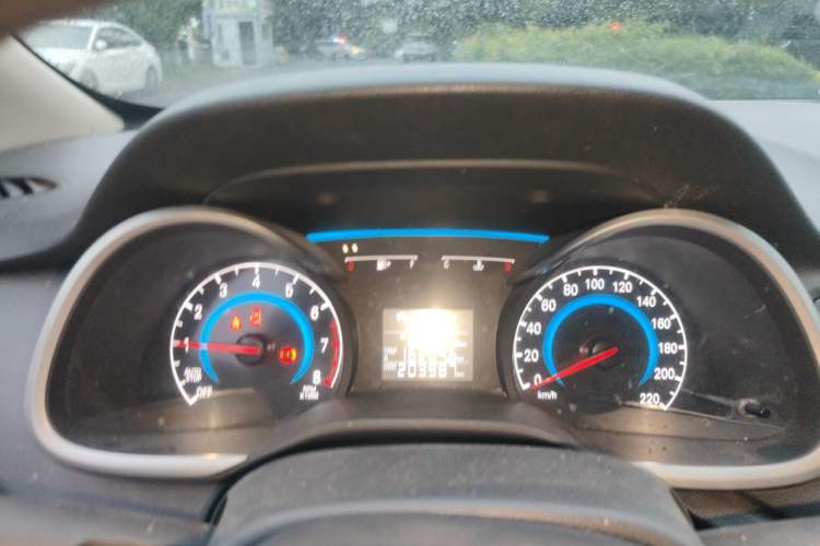 Used Chevrolet Cavalier 2016 1.5L Manual Enjoyment Edition Instrument Cluster
