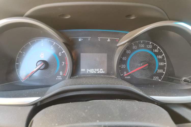 Used Chevrolet Cavalier 2016 1.5L Automatic Xinyue Edition Odometer Close Up