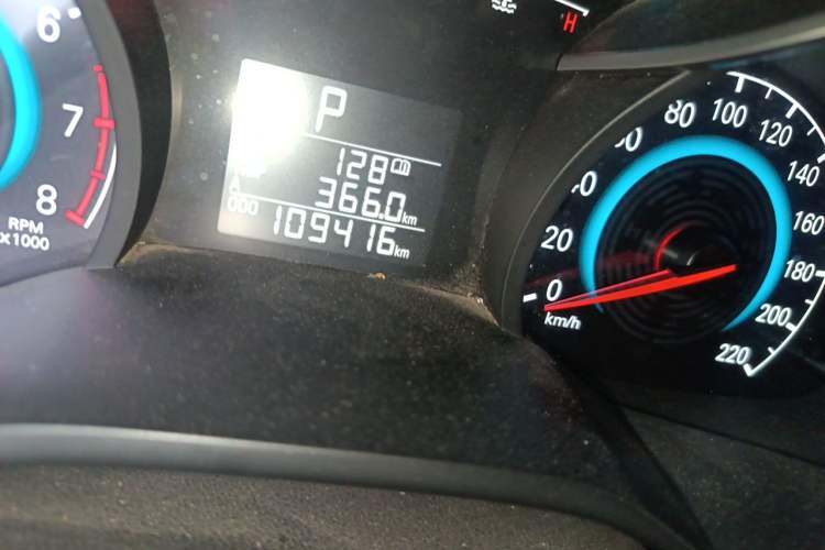 Used Chevrolet Cavalier 2016 1.5L Automatic Xinyue Edition Odometer Close Up