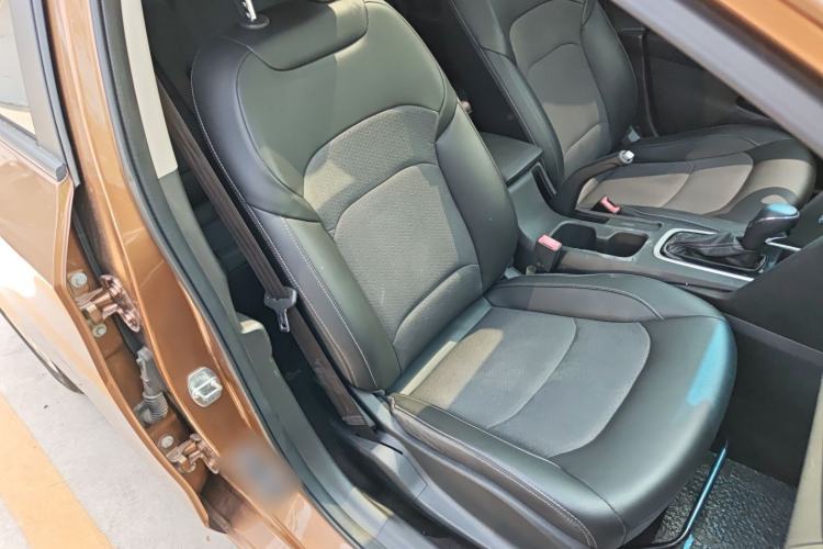 Used Chevrolet Cavalier 2016 1.5L Automatic Xinyue Edition Right Front Seat