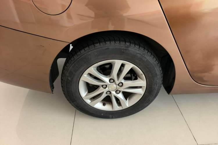 Used Chevrolet Cavalier 2016 1.5L Automatic Xinyue Edition Right Rear Wheel Hub