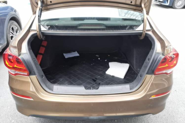 Used Chevrolet Cavalier 2016 1.5L Automatic Xinyue Edition Trunk
