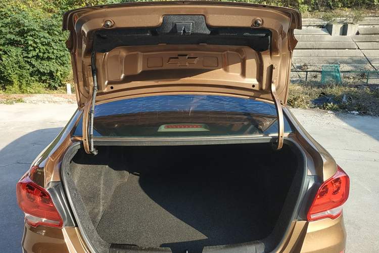 Used Chevrolet Cavalier 2016 1.5L Automatic Enjoyment Edition Trunk