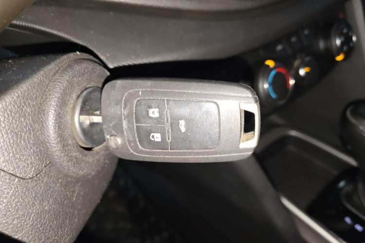 Used Chevrolet Cavalier 2016 1.5L Automatic Enjoyment Edition Vehicle Key