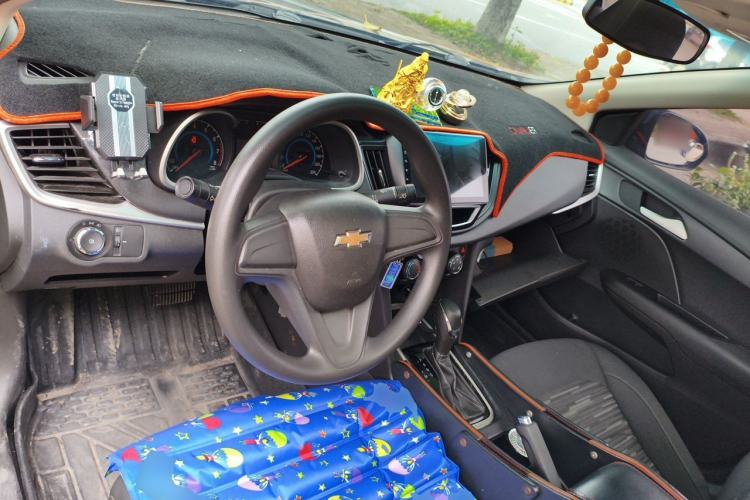 Used Chevrolet Cavalier 2018 320 Automatic Enjoyment Sunroof Edition Center Console