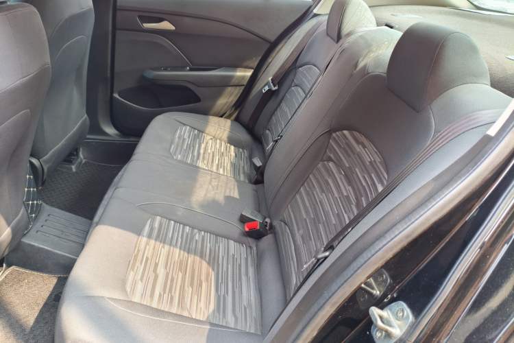 Used Chevrolet Cavalier 2018 320 Automatic Enjoyment Sunroof Edition Interior 6