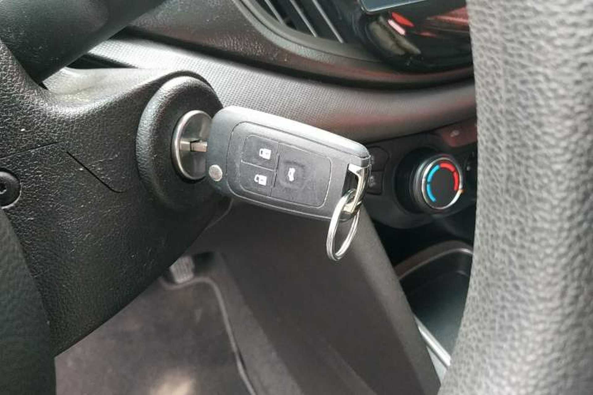 Used Chevrolet Cavalier 2018 320 Automatic Xinyue Edition Vehicle Key