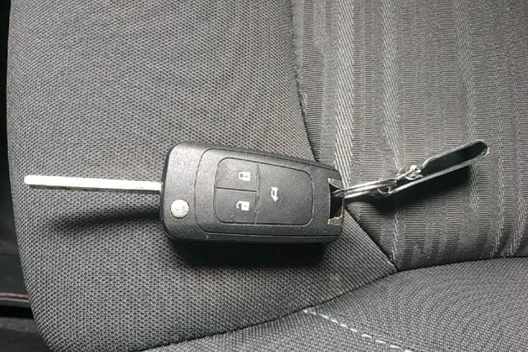 Used Chevrolet Cavalier 2018 320 Manual Enjoyment Edition Vehicle Key