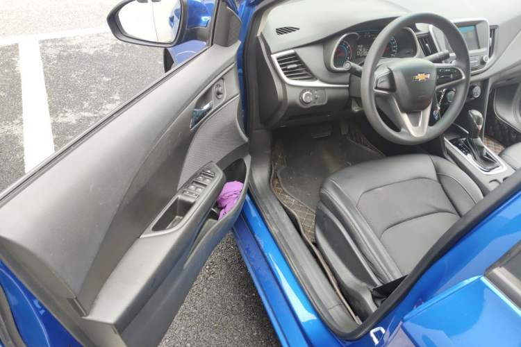 Used Chevrolet Cavalier 2018 320 Automatic Xinyue Edition Driver Seat