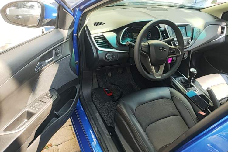 Used Chevrolet Cavalier 2018 320 Manual Xinyue Edition Driver Seat