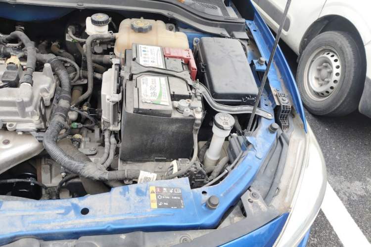 Used Chevrolet Cavalier 2018 320 Automatic Xinyue Edition Engine Bay Left