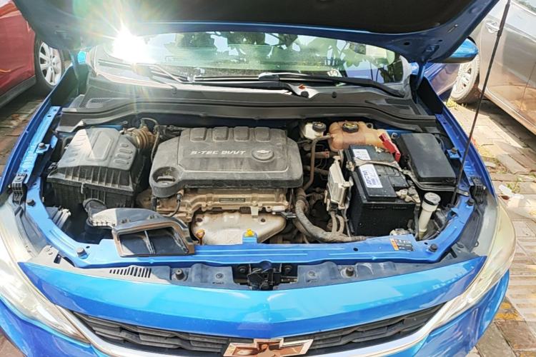 Used Chevrolet Cavalier 2018 320 Manual Xinyue Edition Engine Bay