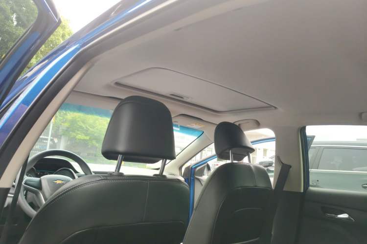 Used Chevrolet Cavalier 2018 320 Automatic Xinyue Edition Headliner