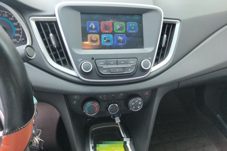 Used Chevrolet Cavalier 2018 320 Automatic Xinyue Edition Audio And AC Panel