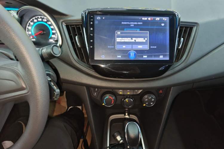 Used Chevrolet Cavalier 2018 320 Automatic Enjoyment Sunroof Edition Audio And AC Panel