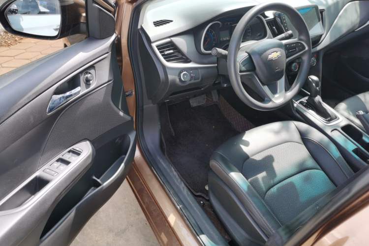 Used Chevrolet Cavalier 2018 320 Automatic Xinyue Edition Driver Seat