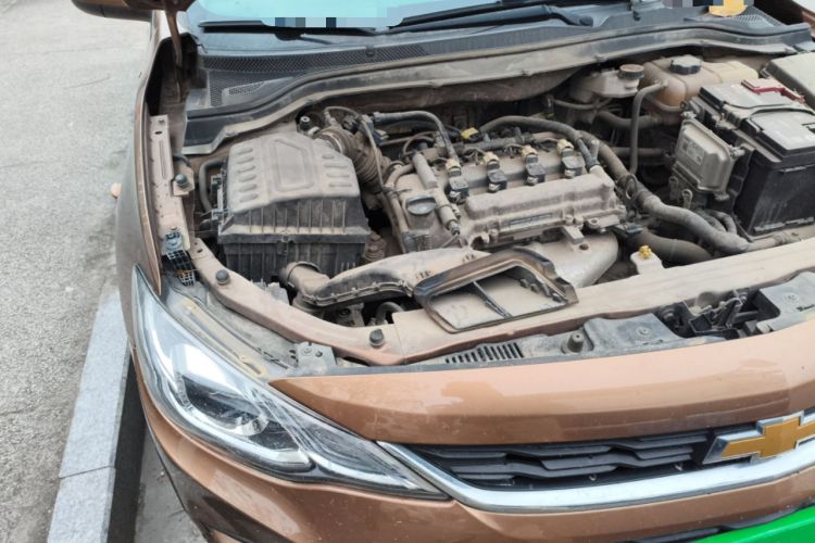 Used Chevrolet Cavalier 2018 320 Automatic Xinyue Edition Engine Bay Right