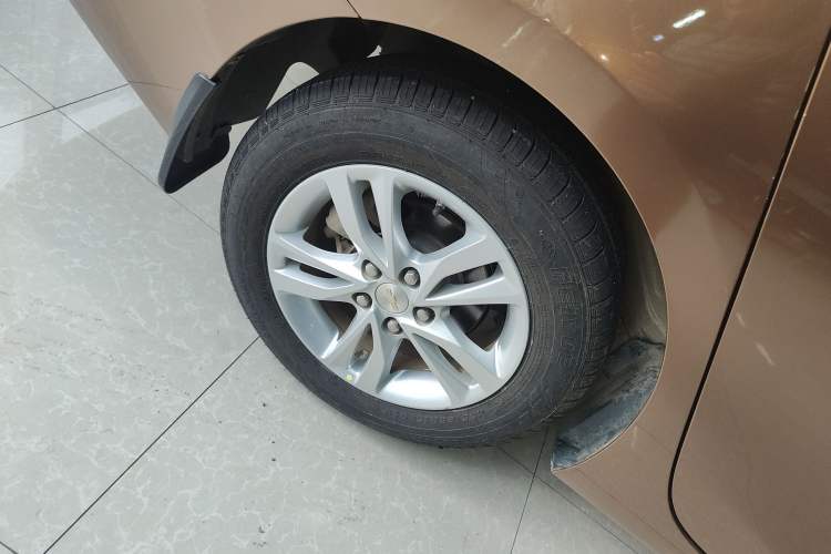 Used Chevrolet Cavalier 2018 320 Automatic Xinyue Edition Exterior 5