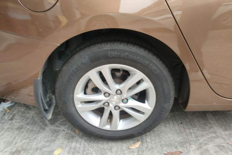 Used Chevrolet Cavalier 2018 320 Automatic Xinyue Edition Exterior 5