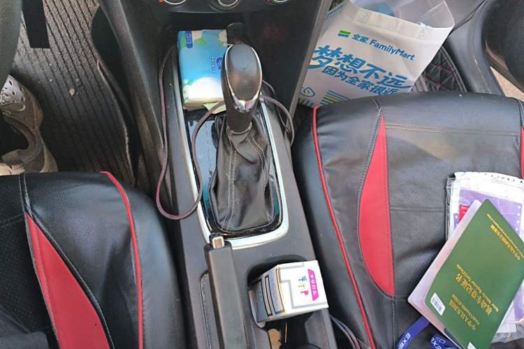 Used Chevrolet Cavalier 2018 320 Automatic Xinyue Edition Gear Lever