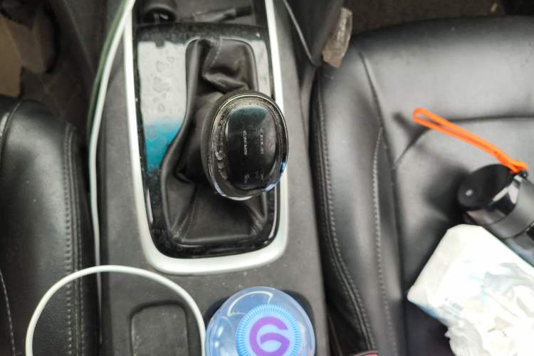 Used Chevrolet Cavalier 2018 320 Automatic Xinyue Edition Gear Lever