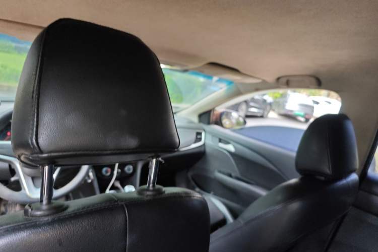 Used Chevrolet Cavalier 2018 320 Manual Enjoyment Edition Headliner