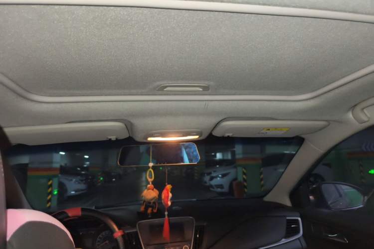 Used Chevrolet Cavalier 2018 320 Automatic Xinyue Edition Headliner