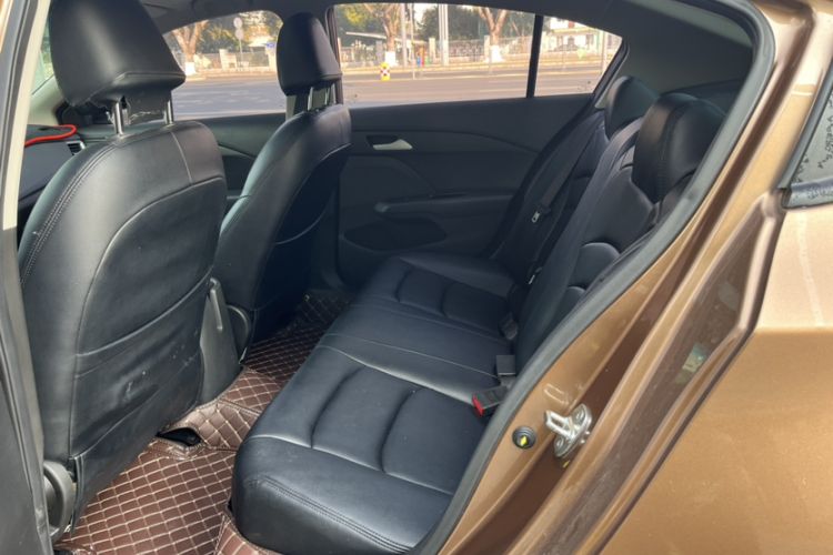 Used Chevrolet Cavalier 2018 320 Automatic Enjoyment Sunroof Edition Interior 4