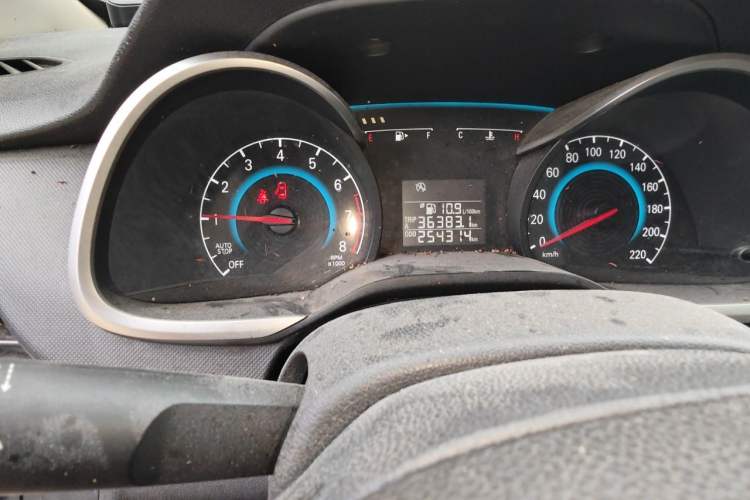 Used Chevrolet Cavalier 2018 320 Manual Enjoyment Edition Odometer Close Up