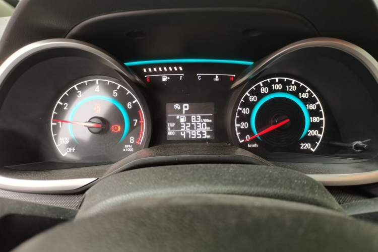 Used Chevrolet Cavalier 2018 320 Automatic Enjoyment Sunroof Edition Odometer Close Up