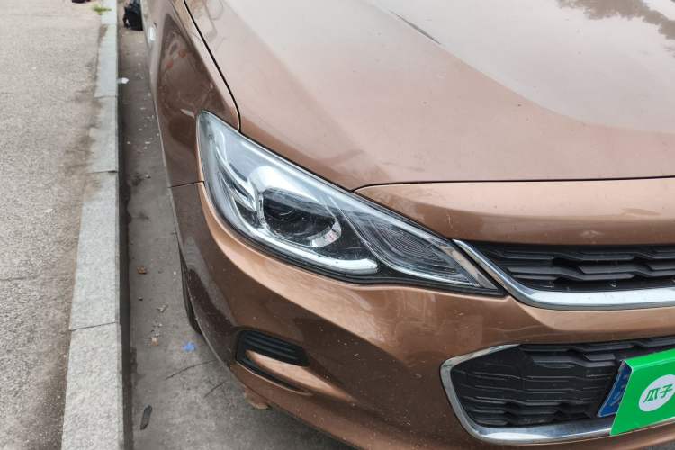 Used Chevrolet Cavalier 2018 320 Automatic Xinyue Edition Right Front Headlight